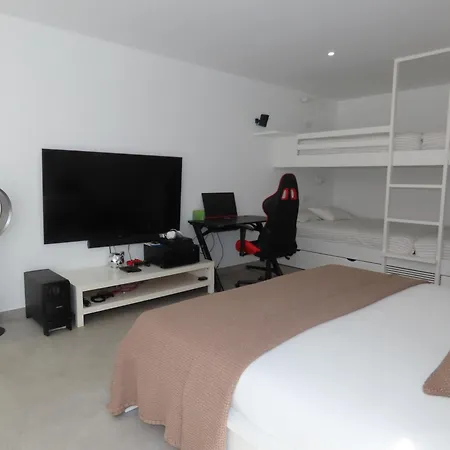 Luxury With Maid Service Private Gym Cinema Heated Pool Costa Adeje (Tenerife)