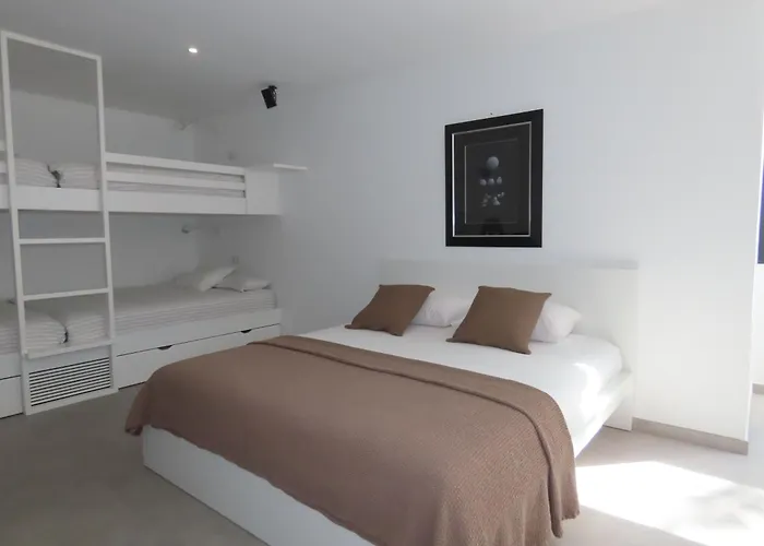 Serenity Вілла Адехе